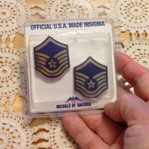 Medals of America cold war commemorative ribbon.